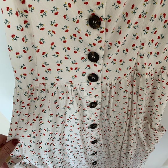 Sundress - Picture 2 of 2